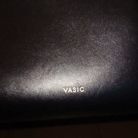 Vasic NY handbag - Picture 2 of 5